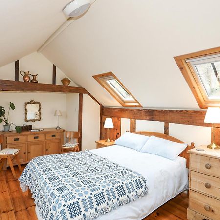 Вілла Ty'N Y Cae Llanbedr-y-cennin Екстер'єр фото